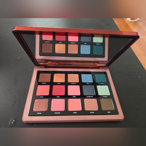 NEW! ZENDO EYESHADOW PALETTE! I Natasha Denona Zendo Palette